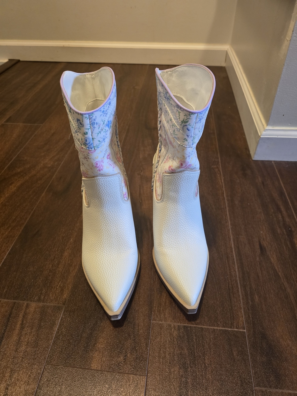 Altar'd State White Floral Western Ankle Boots - Picture 5 of 8